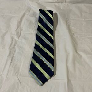 Merona men”s tie… mint used condition 4” wide by 58” long in blue and green